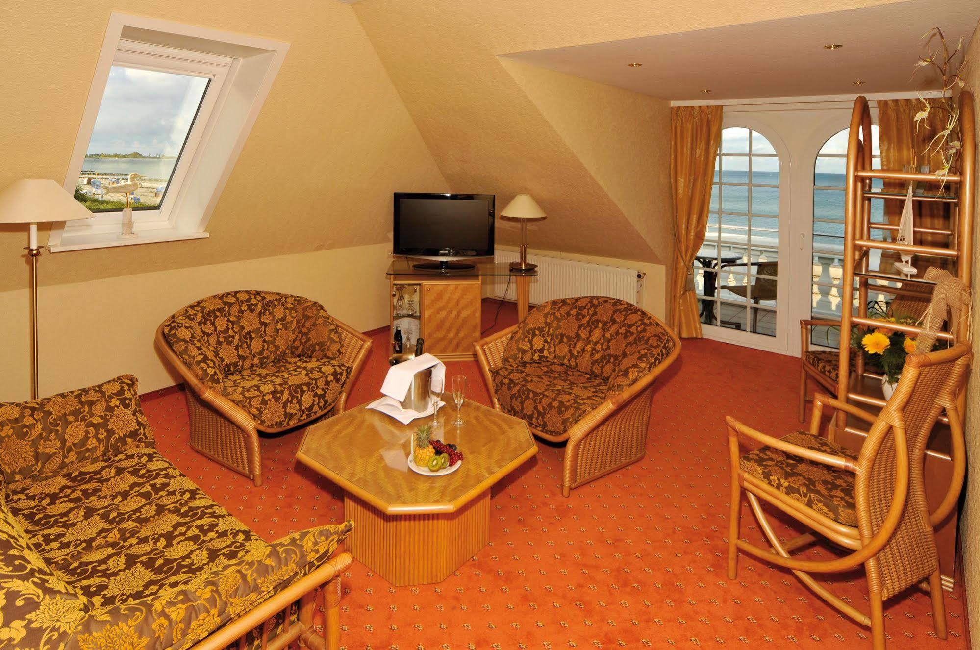 Hotel Seeschloesschen Hohwacht Dış mekan fotoğraf