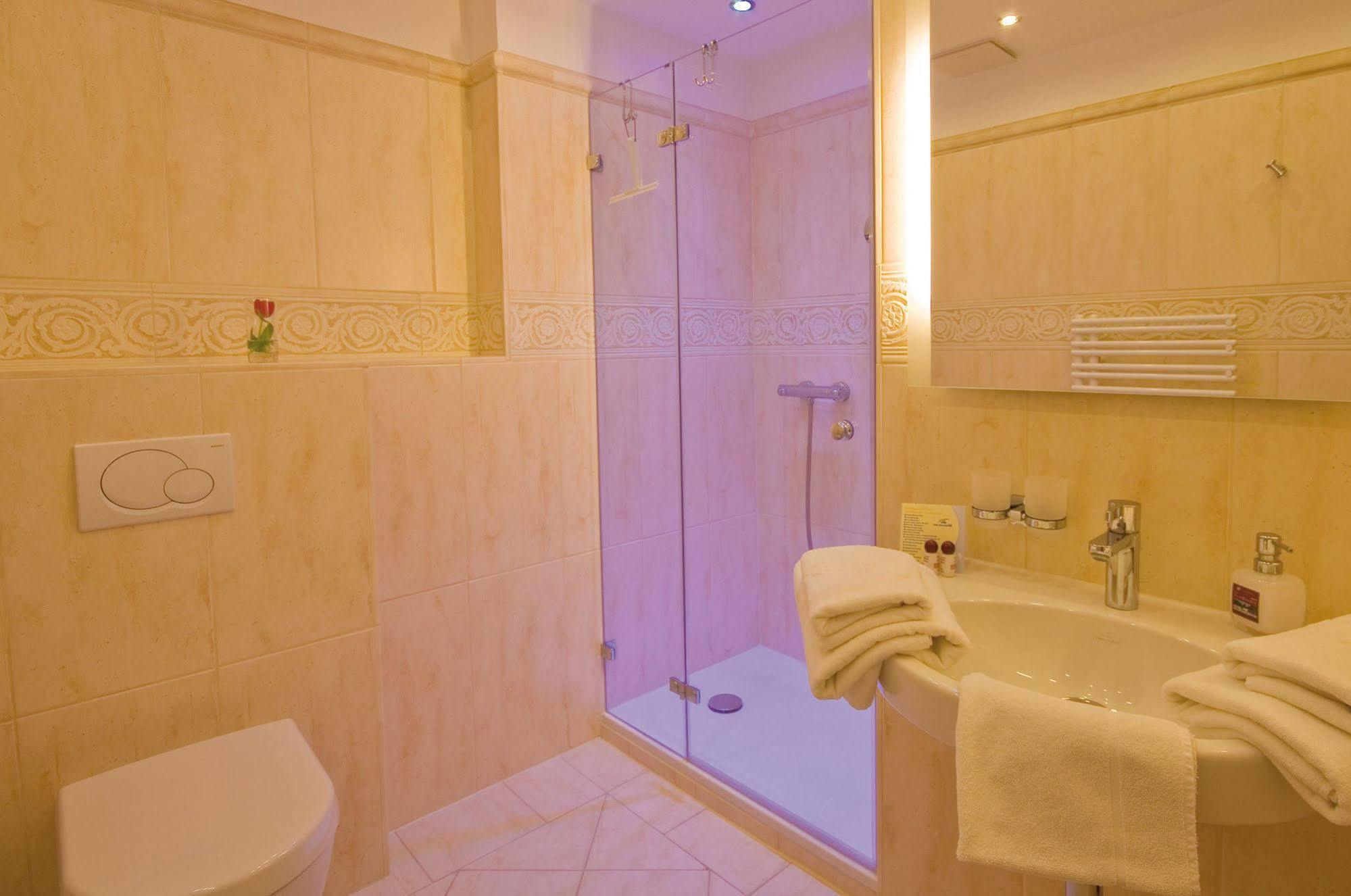 Hotel Seeschloesschen Hohwacht Dış mekan fotoğraf